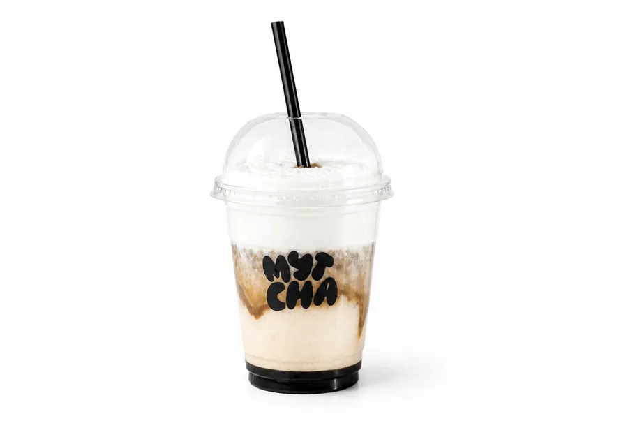 Iced caramel macchiato